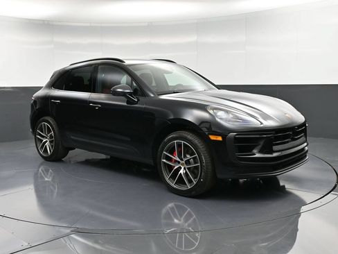 New 2026 Porsche Macan S AWD/4WD image 10