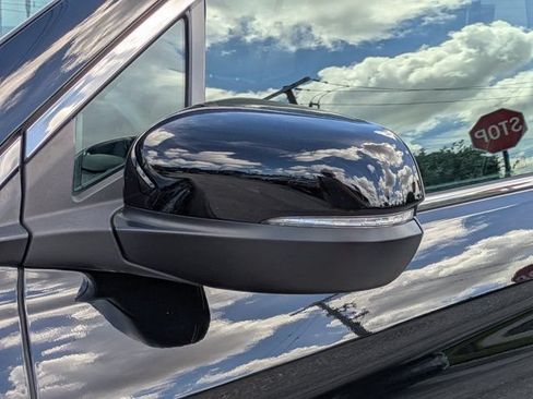 Certified 2025 Honda Ridgeline RTL image 12