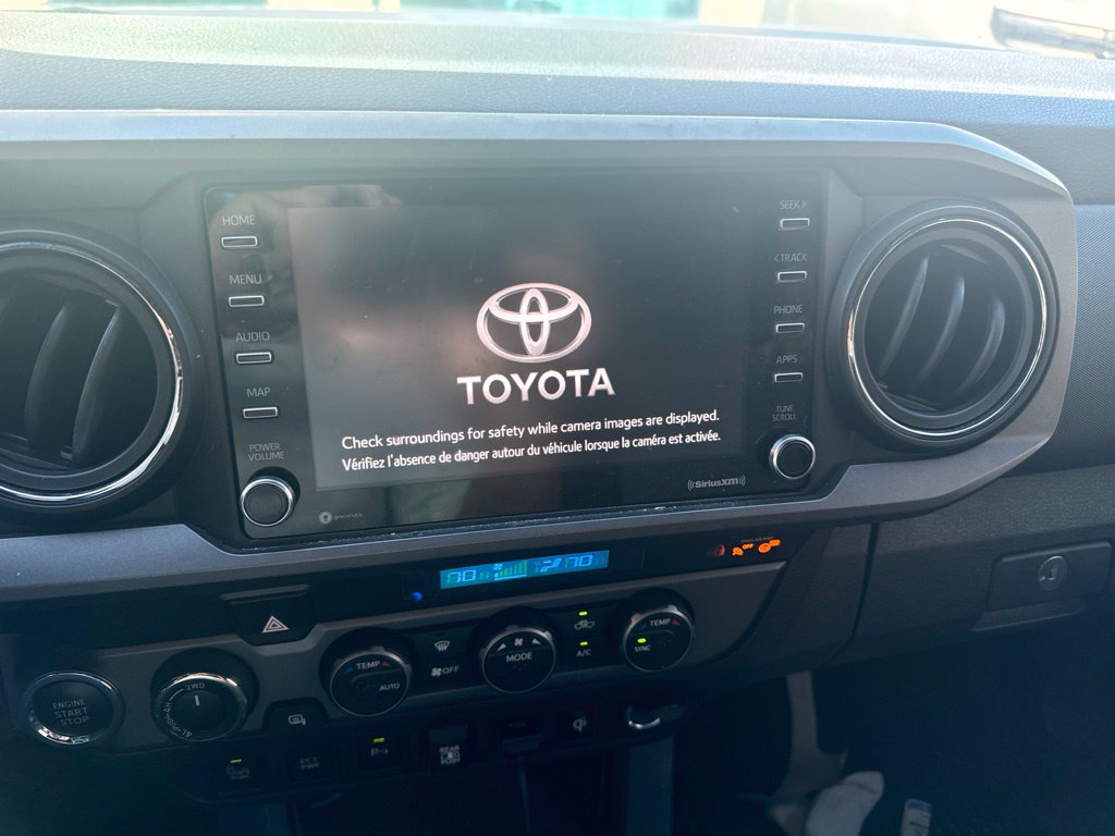 Used 2021 Toyota Tacoma TRD Off-Road w/ Technology Package AWD/4WD image 12
