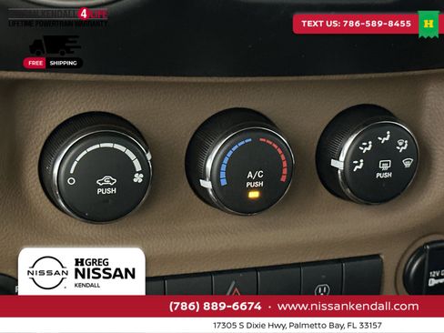 Used 2017 Jeep Wrangler Unlimited Sahara w/ Connectivity Group image 22