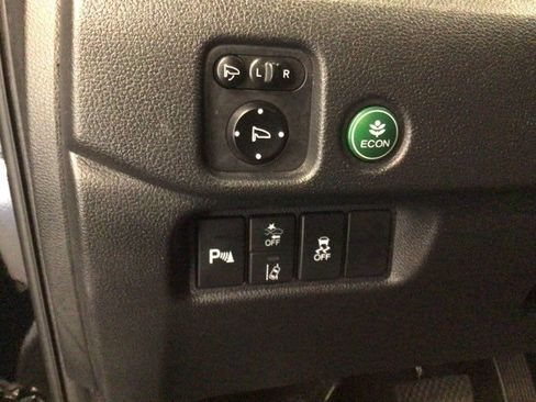 Used 2020 Honda Pilot Black Edition image 30