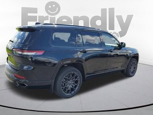 Used 2025 Jeep Grand Cherokee L Summit AWD/4WD image 5