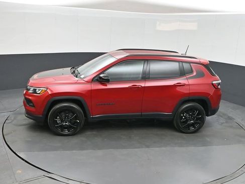 New 2026 Jeep Compass Latitude image 34
