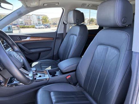 Used 2023 Audi Q5 2.0T Premium Plus AWD/4WD image 17