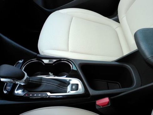 Used 2026 Buick Encore GX Sport Touring w/ Comfort Package image 36