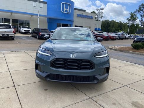 Used 2023 Honda HR-V Sport image 3