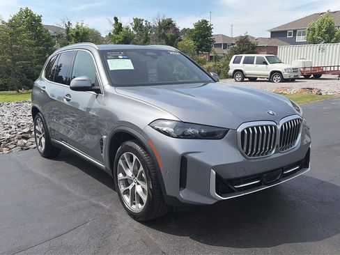 Certified 2024 BMW X5 xDrive40i w/ Parking Assistance Package image 7
