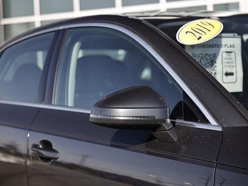 Used 2019 Audi A4 2.0T Premium Plus w/ Premium Plus Package image 3