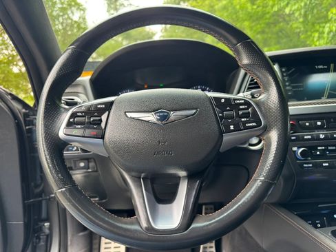 Used 2018 Genesis G80 3.3T Sport RWD image 17