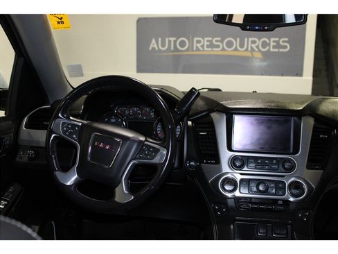 Used 2016 GMC Yukon SLT w/ Open Road Package image 15