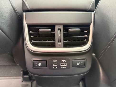 Used 2024 Subaru Legacy Limited image 20
