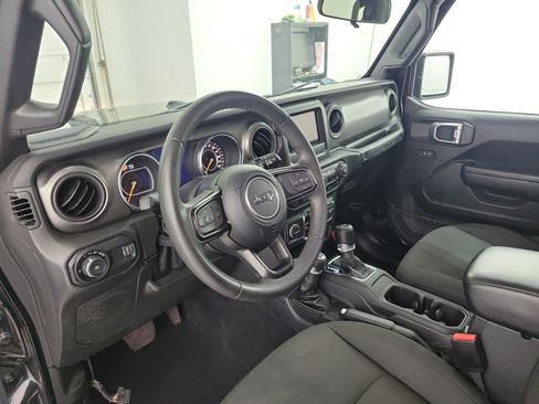 Used 2023 Jeep Wrangler Unlimited Sport AWD/4WD image 14