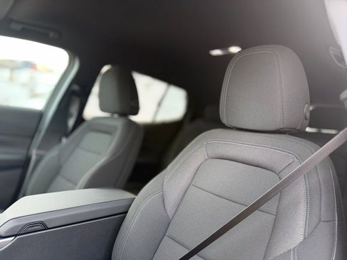 New 2026 Chevrolet Equinox EV LT image 15