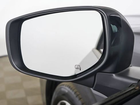 Used 2025 Subaru Legacy Premium image 30