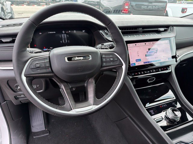 New 2026 Jeep Grand Cherokee Altitude AWD/4WD image 14