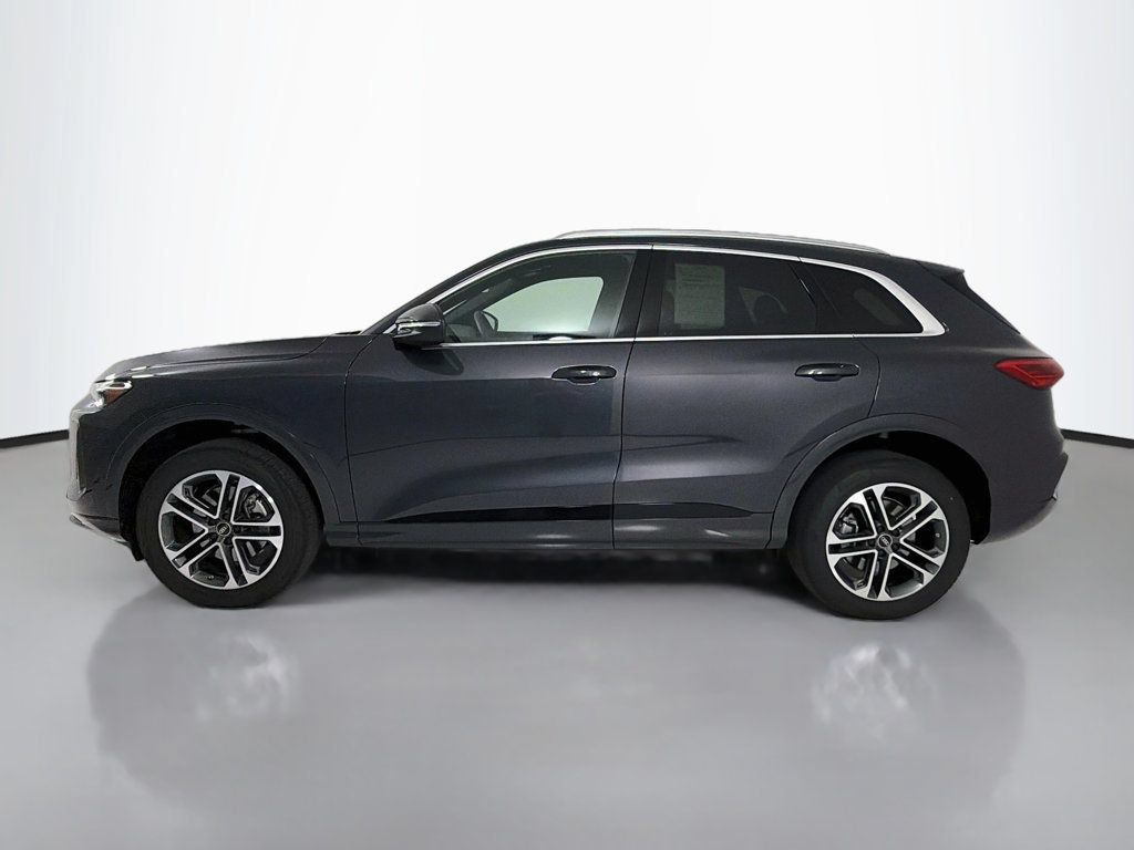 Used 2026 Audi Q5 Premium w/ Convenience Package AWD/4WD image 4