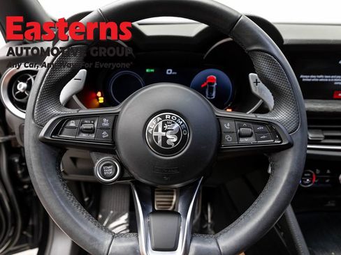 Used 2024 Alfa Romeo Stelvio Sprint AWD/4WD image 10