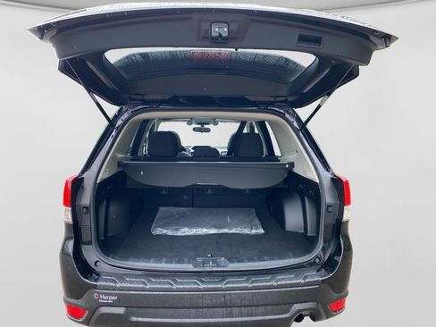 Used 2021 Subaru Forester Premium AWD/4WD image 15