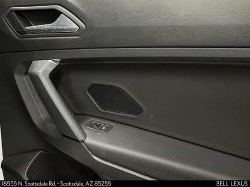 Used 2019 Volkswagen Tiguan SE FWD image 22