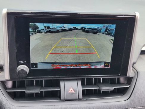 Used 2024 Toyota RAV4 LE FWD image 13