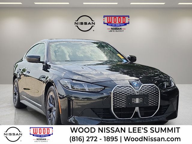 Used 2025 BMW i4 xDrive40i AWD/4WD image 1