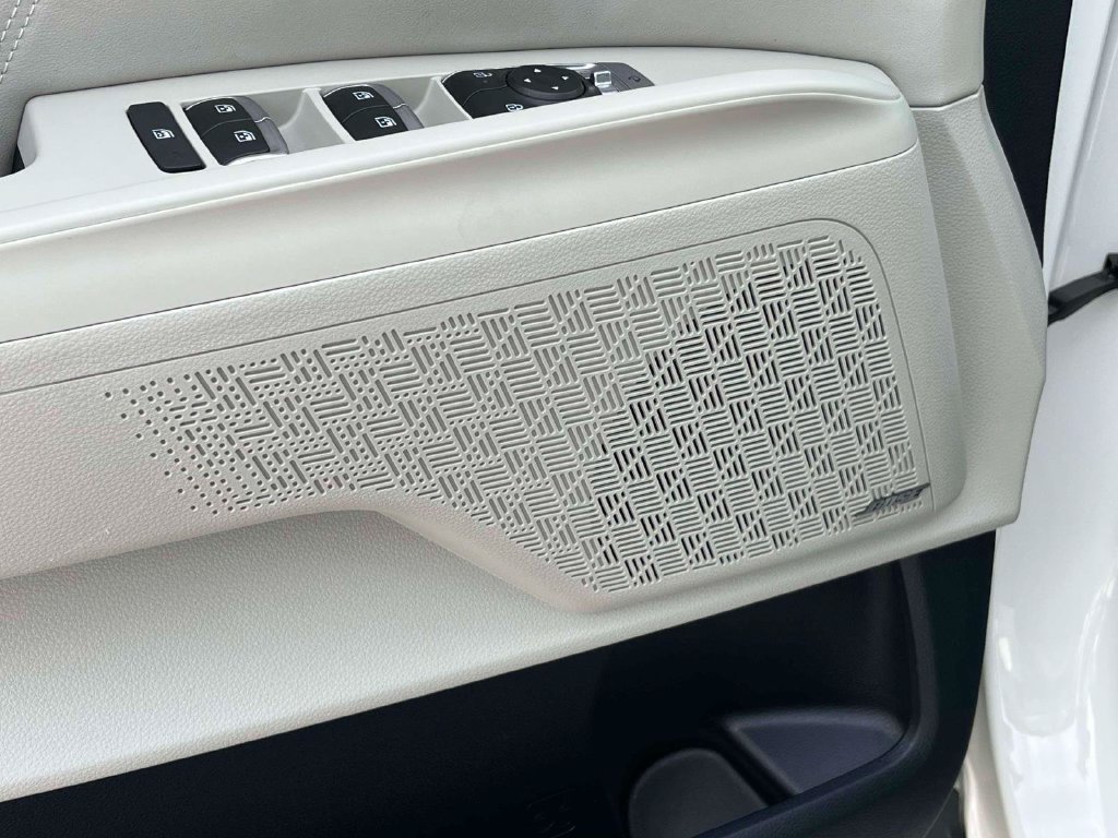 Certified 2026 Kia Carnival SX Prestige FWD image 17