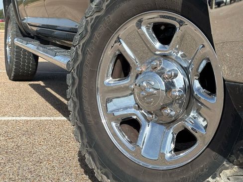 Used 2017 RAM 2500 Tradesman w/ Chrome Appearance Group image 2