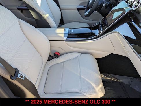 Certified 2025 Mercedes-Benz GLC 300 4MATIC image 28