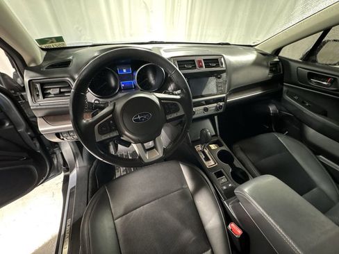 Used 2016 Subaru Outback 3.6R Limited image 16