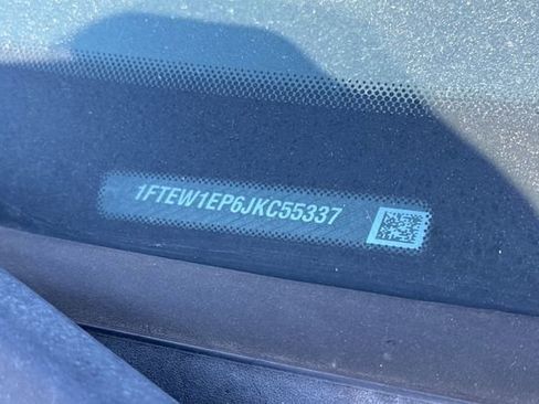 Used 2018 Ford F150 XLT w/ Equipment Group 302A Luxury image 9