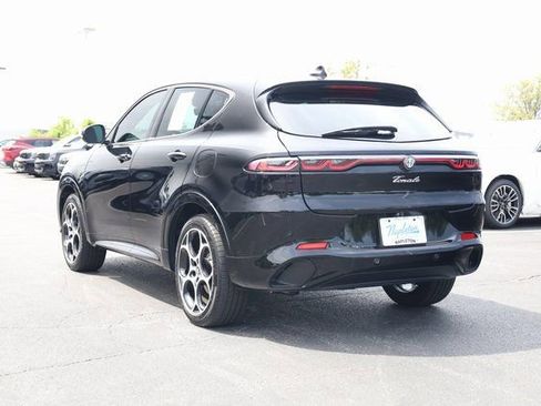 New 2025 Alfa Romeo Tonale image 5