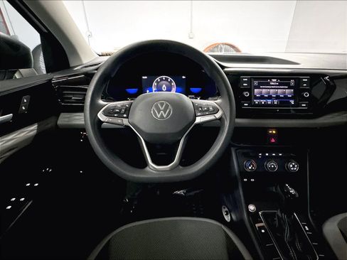 Used 2022 Volkswagen Taos S FWD image 8