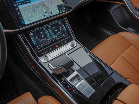 Certified 2024 Audi A8 L 3.0T image 16