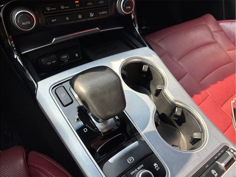 Used 2022 Kia Stinger GT2 image 40