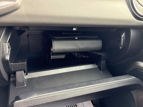 Used 2017 Toyota Tacoma SR5 image 21