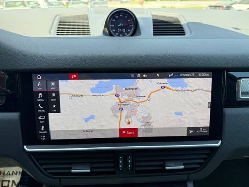 Used 2020 Porsche Cayenne AWD/4WD image 27
