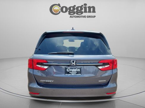 Used 2024 Honda Odyssey Touring image 4