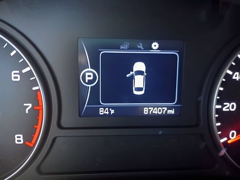 Used 2017 Kia Optima LX FWD image 9