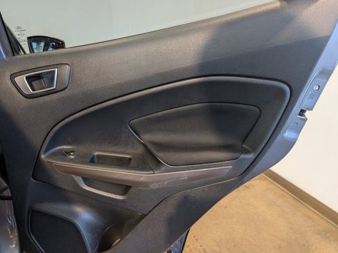 Used 2019 Ford EcoSport SE image 26