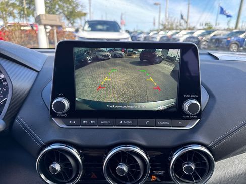 Certified 2025 Nissan Sentra SV image 16