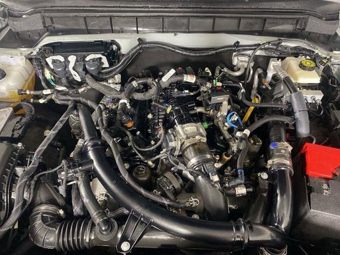 Used 2022 Ford Bronco Wildtrak AWD/4WD image 26