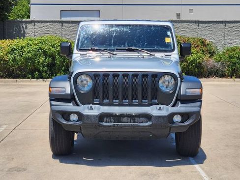 Used 2022 Jeep Wrangler Unlimited Sport AWD/4WD image 2