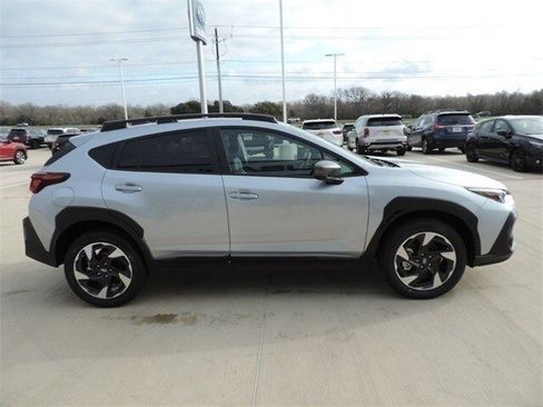 Used 2025 Subaru Crosstrek 2.5i Limited w/ Popular Package #3A image 4