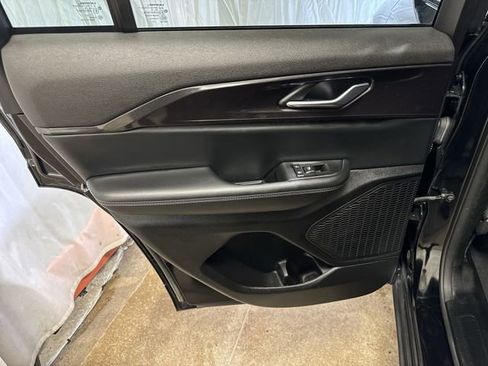 Used 2023 Jeep Grand Cherokee Altitude image 23