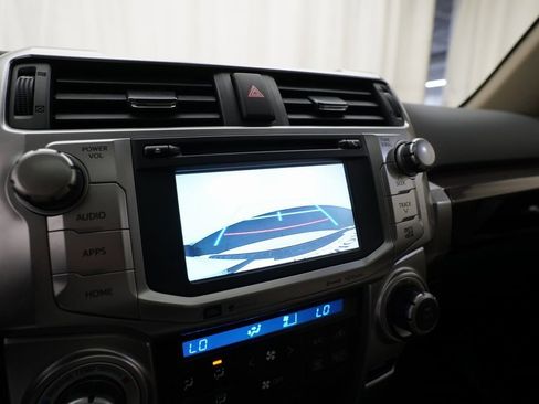 Used 2018 Toyota 4Runner Limited image 21