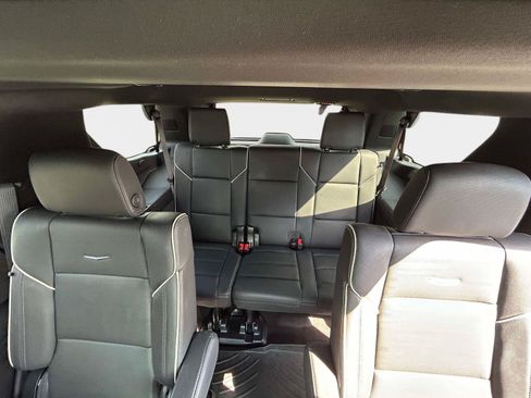 Used 2023 Cadillac Escalade Premium Luxury w/ LPO, Radiant Package AWD/4WD image 16