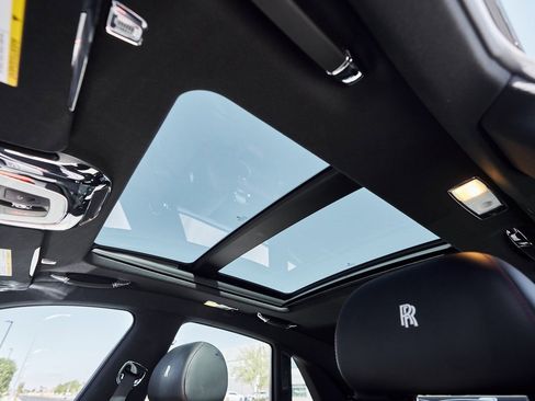 Used 2019 Rolls-Royce Ghost image 49