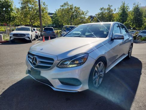 Certified 2016 Mercedes-Benz E 350 Sedan image 3