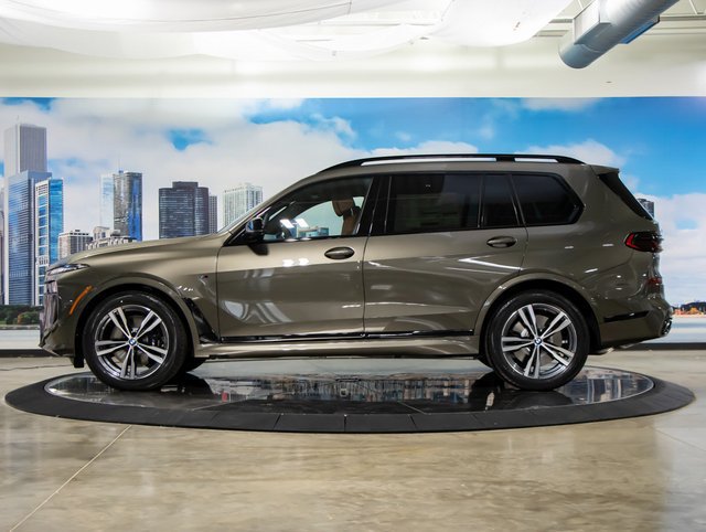 Used 2026 BMW X7 M60i w/ M Sport Professional Package AWD/4WD image 6