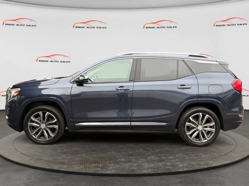Used 2019 GMC Terrain Denali w/ GMC Pro Grade Package AWD/4WD image 7